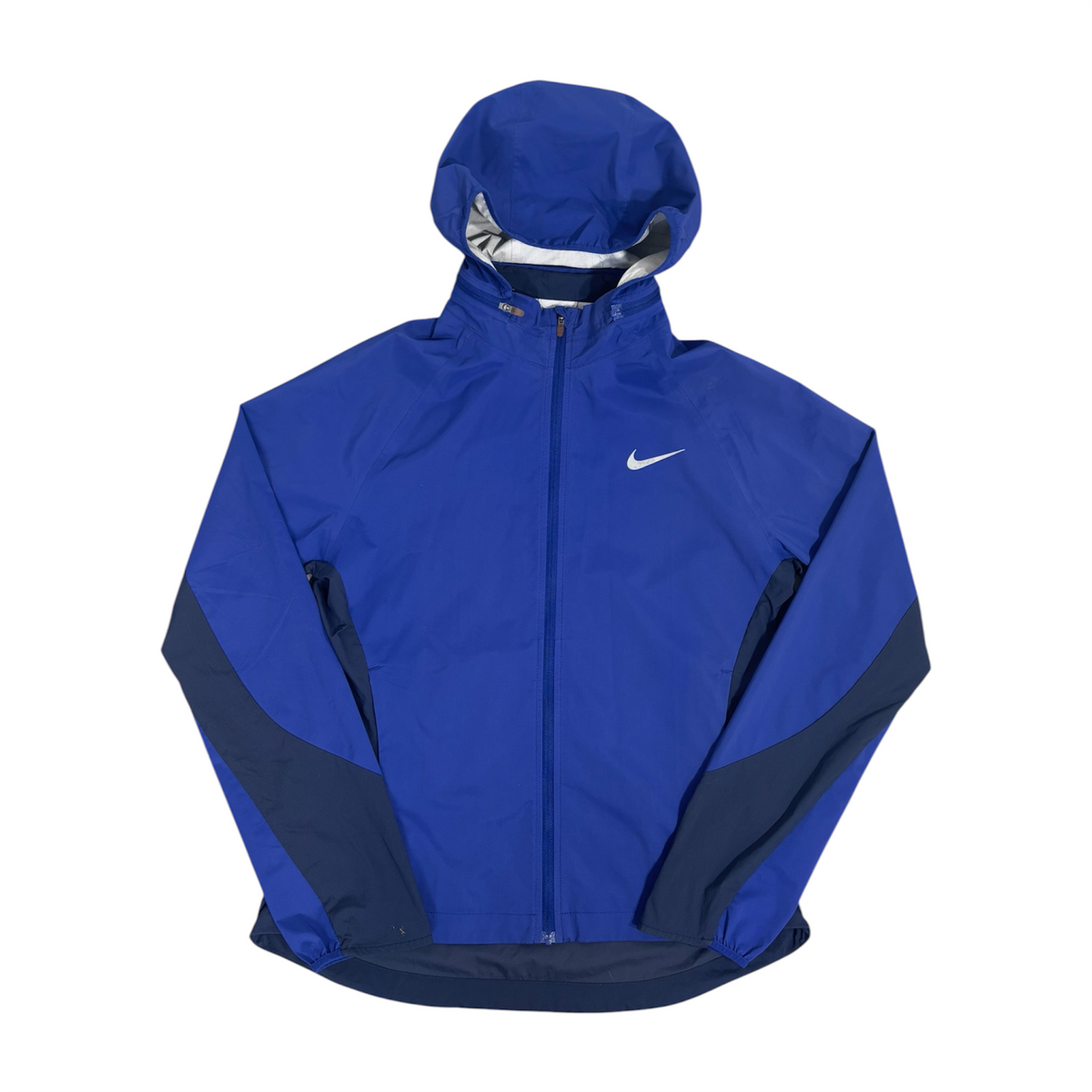 NIKE SHIELD WOMEN’S RUNNING JACKET – MEDIUM